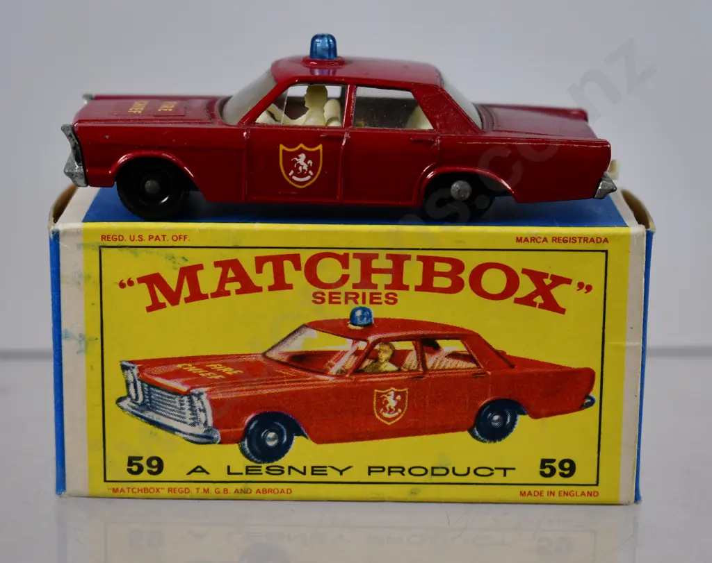 MATCHBOX SERIES FIRE CHIEF CAR NO. 59 Image 1++