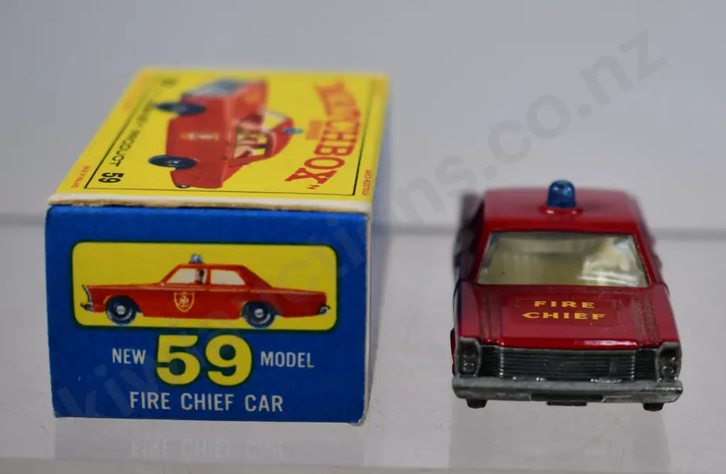 MATCHBOX SERIES FIRE CHIEF CAR NO. 59 Image 1++