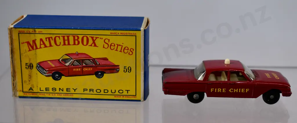 MATCHBOX SERIES FIRE CHIEF CAR NO. 59 Image 1++