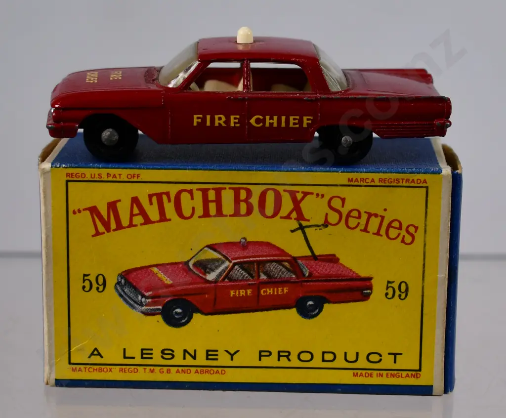 MATCHBOX SERIES FIRE CHIEF CAR NO. 59 Image 1++