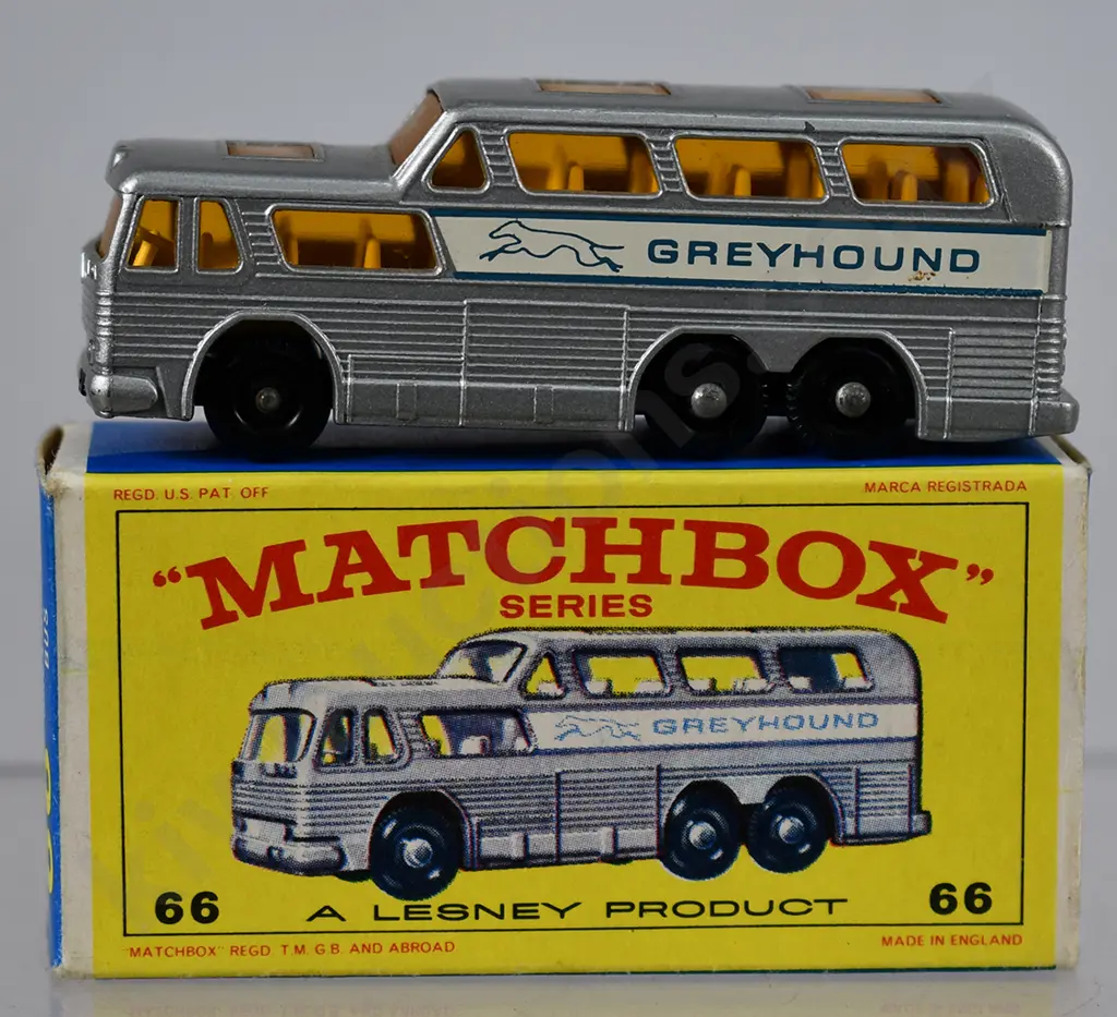 MATCHBOX SERIES GREYHOUND BUS NO. 66 Image 1++