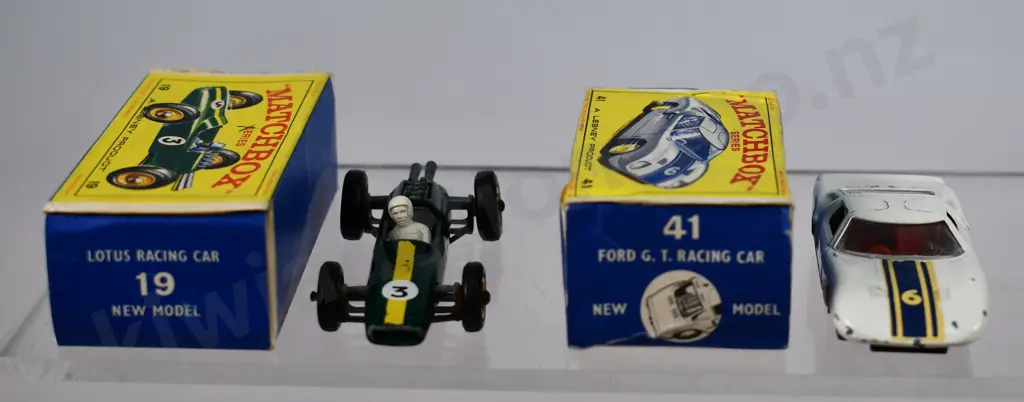 MATCHBOX SERIES LOTUS & FORD G.T. RACING CARS, BOXED Image 1++