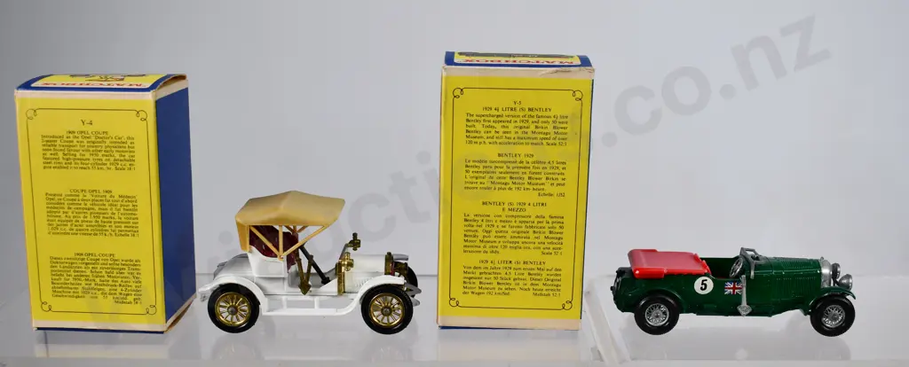 ASSORTED MODELS OF YESTERYEAR, BOXED Image 1++