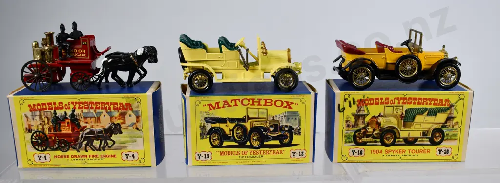 ASSORTED MODELS OF YESTERYEAR, BOXED Image 1++