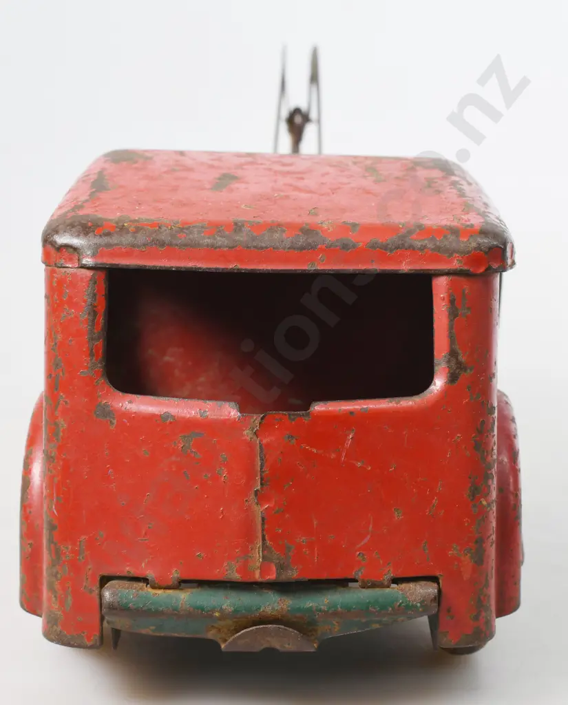 HERCULES TOW TRUCK, NEW ZEALAND Image 1++