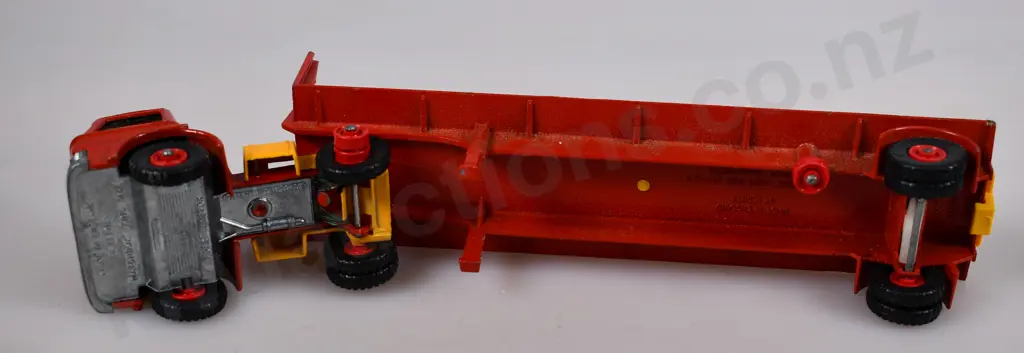 MATCHBOX, TRI-ANG BOXED VEHICLES Image 1++