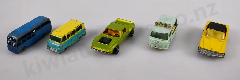 ASSORTED MATCHBOX VEHICLES Image 1++