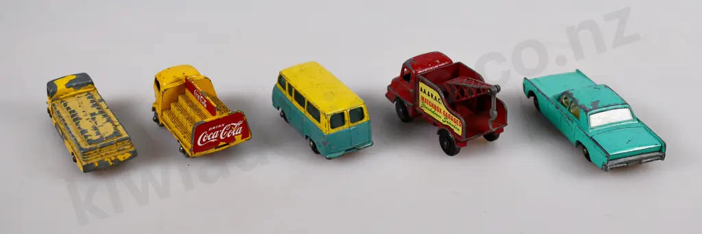 ASSORTED MATCHBOX VEHICLES Image 1++