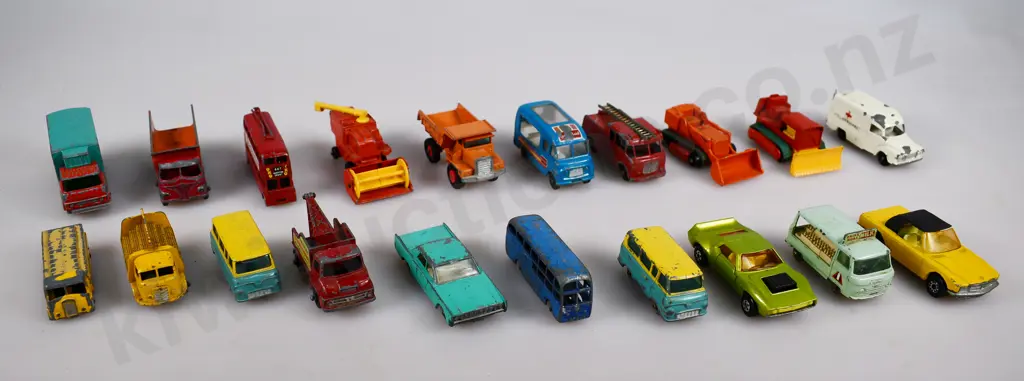 ASSORTED MATCHBOX VEHICLES Image 1++