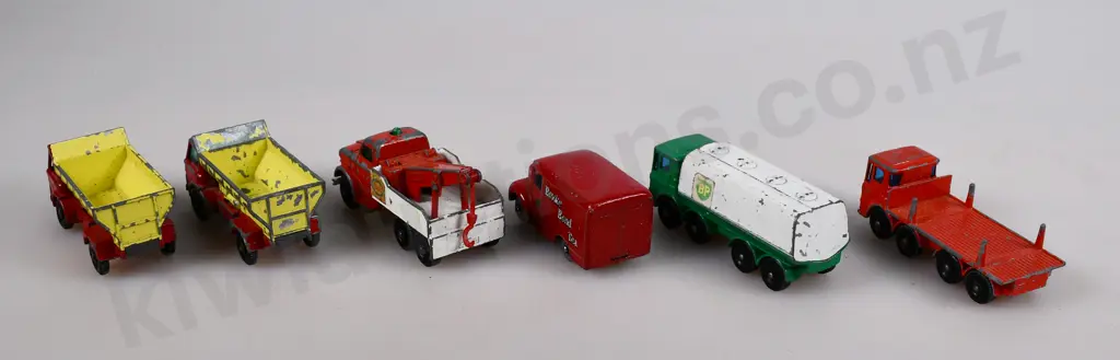 ASSORTED MATCHBOX VEHICLES Image 1++