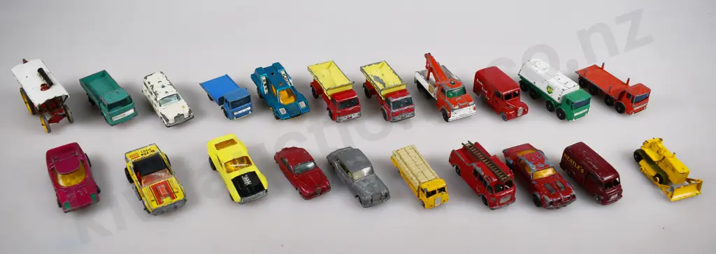 ASSORTED MATCHBOX VEHICLES Image 1++