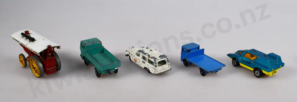 ASSORTED MATCHBOX VEHICLES Image 1++