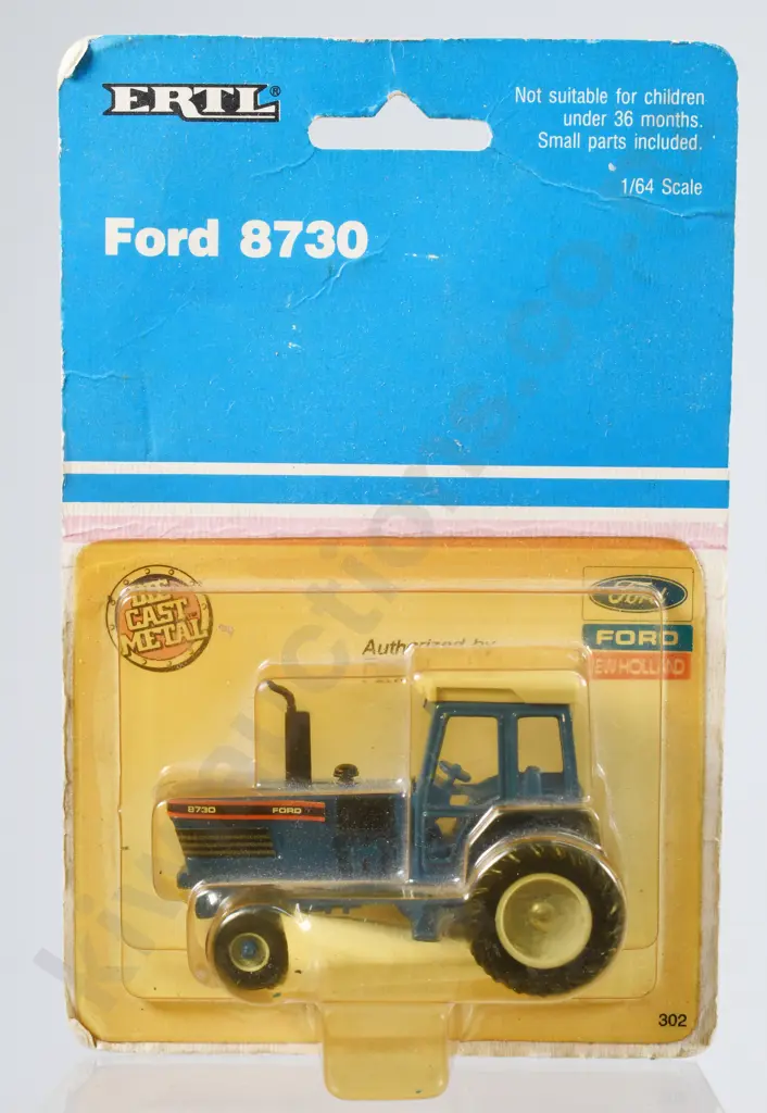 TOY TRACTORS Image 1++
