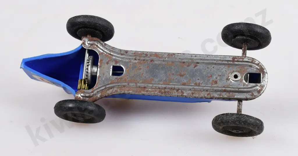 PENGUIN PLASTIC RACER, BOXED Image 1++