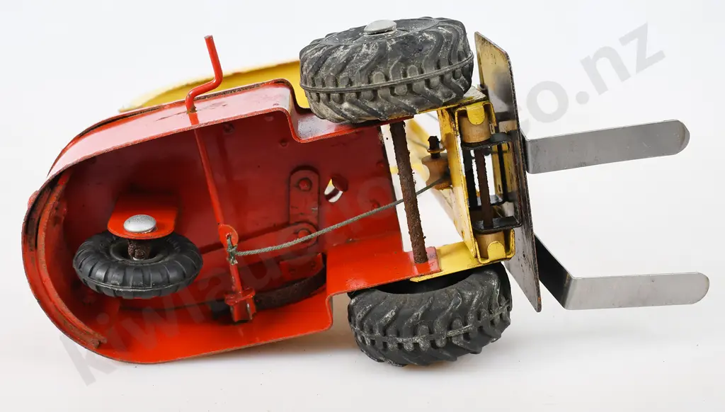 TRI-ANG FORKLIFT NUMBER 40799 Image 1++