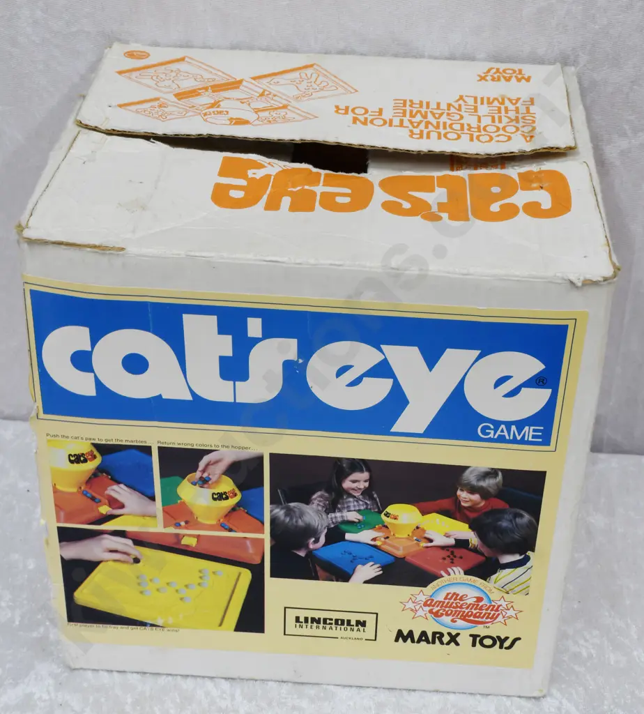 ASSORTED LINCOLN INTERNATIONAL TOYS Image 1++