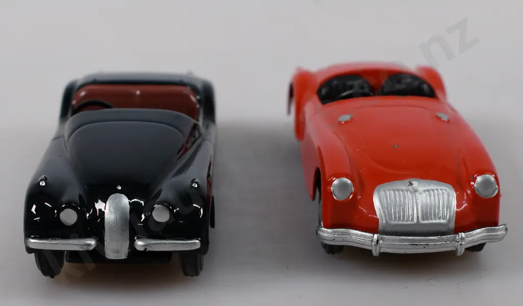 MICRO MODELS JAGUAR & MGA ROADSTER Image 1++