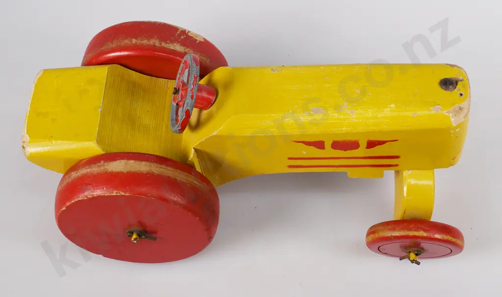 VINTAGE WOODEN TRACTOR Image 1++