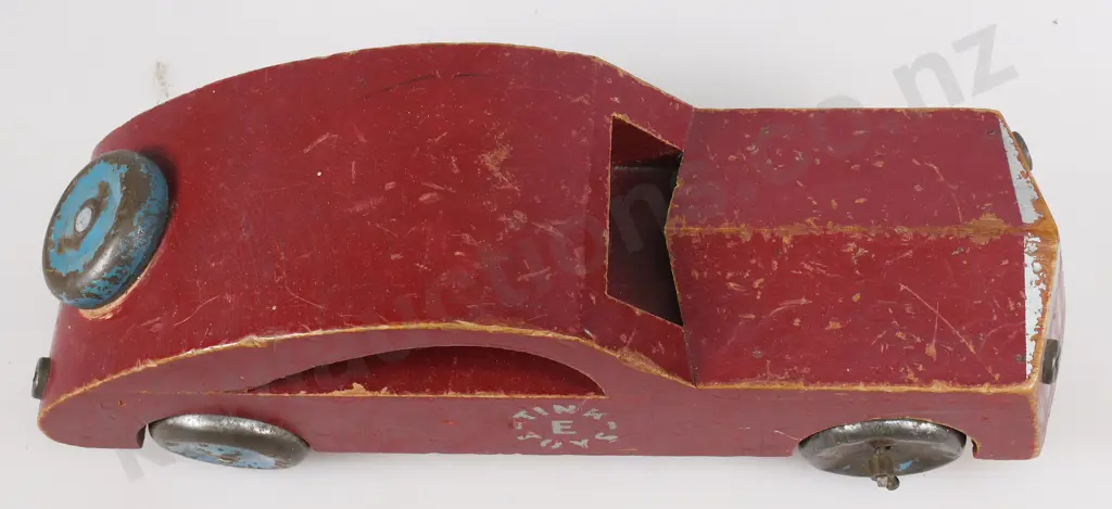 TINK-E-TOYS VINTAGE WOODEN SEDAN Image 1++