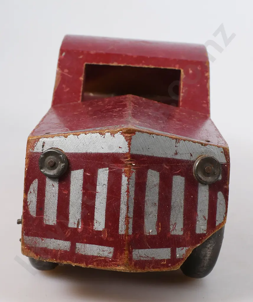 TINK-E-TOYS VINTAGE WOODEN SEDAN Image 1++