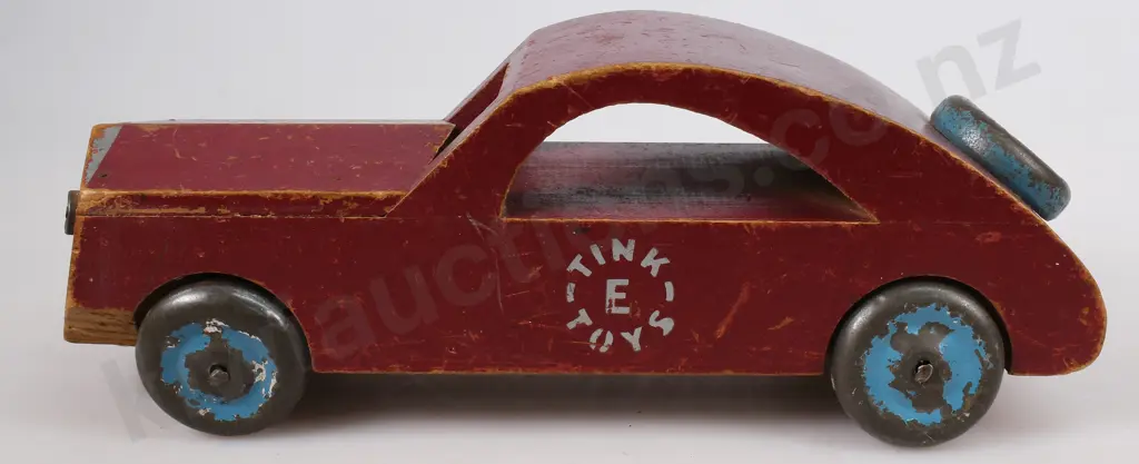 TINK-E-TOYS VINTAGE WOODEN SEDAN Image 1++