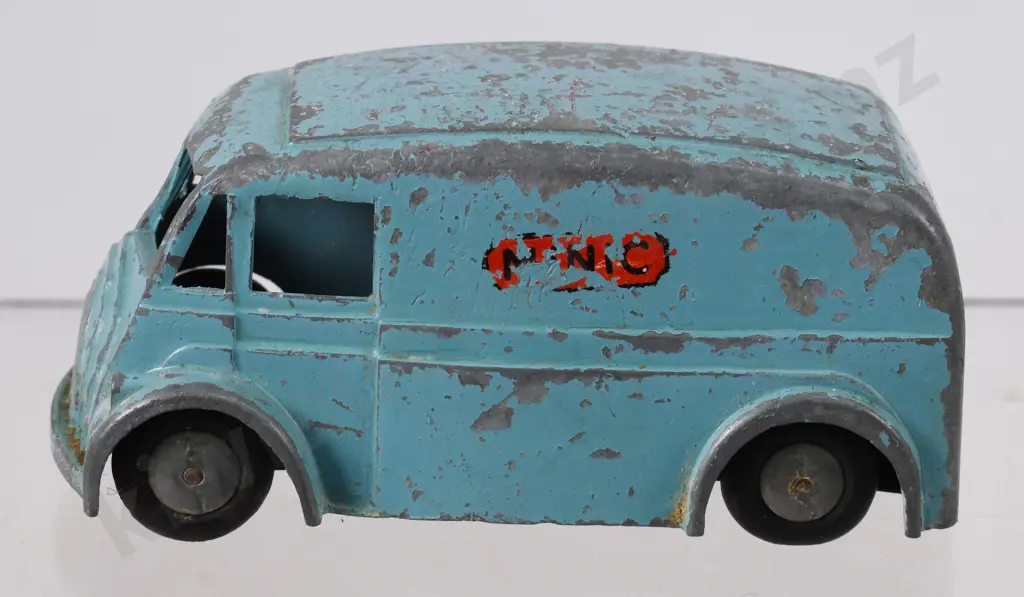 TRI-ANG TOYS MORRIS J VAN Image 1++