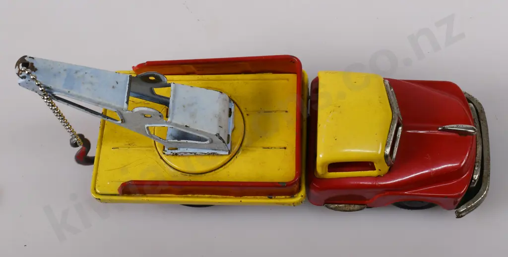 LINCOLN INTERNATIONAL EUCLID DUMP TRUCK & BOXED DUMP TRUCK Image 1++