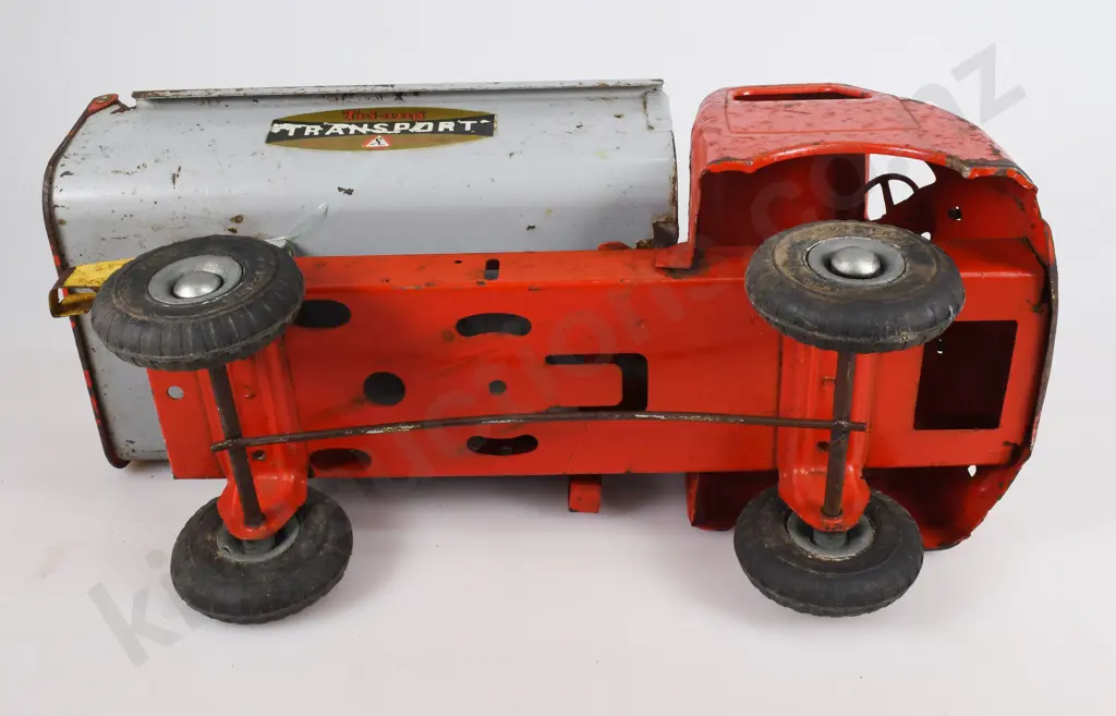 TRI-ANG TOYS DIESEL SERIES TIP LORRY Image 1++