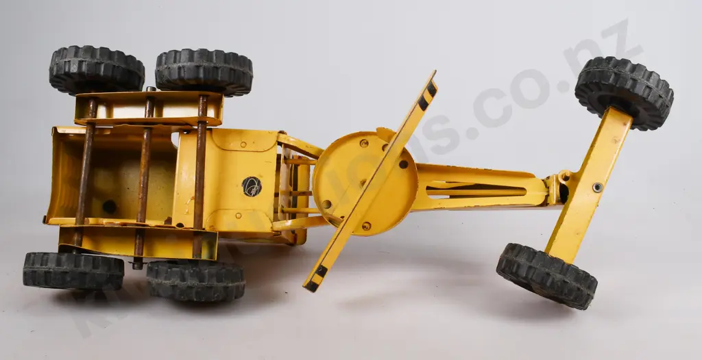 TONKA NEW ZEALAND 2512 ROAD GRADER Image 1++