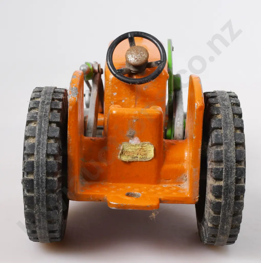 FUN HO TRACTOR Image 1++
