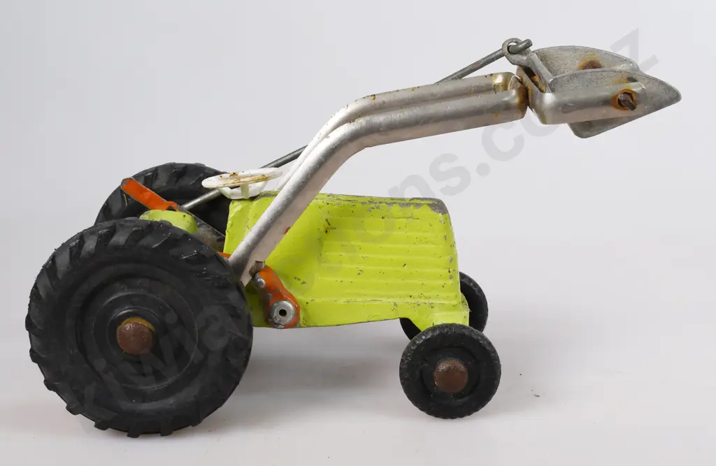 FUN HO TRACTOR Image 1++