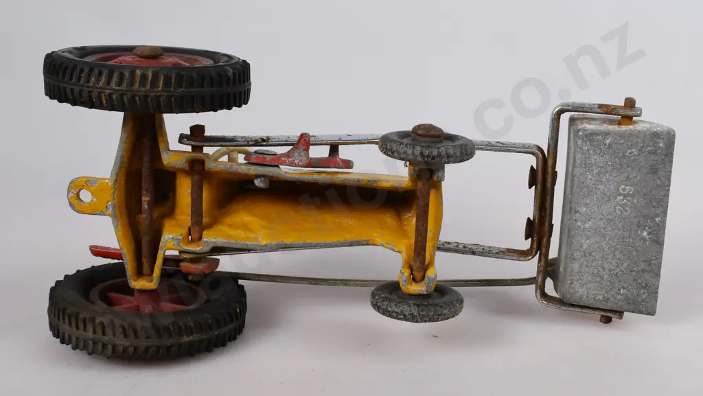 FUN HO TRACTOR Image 1++