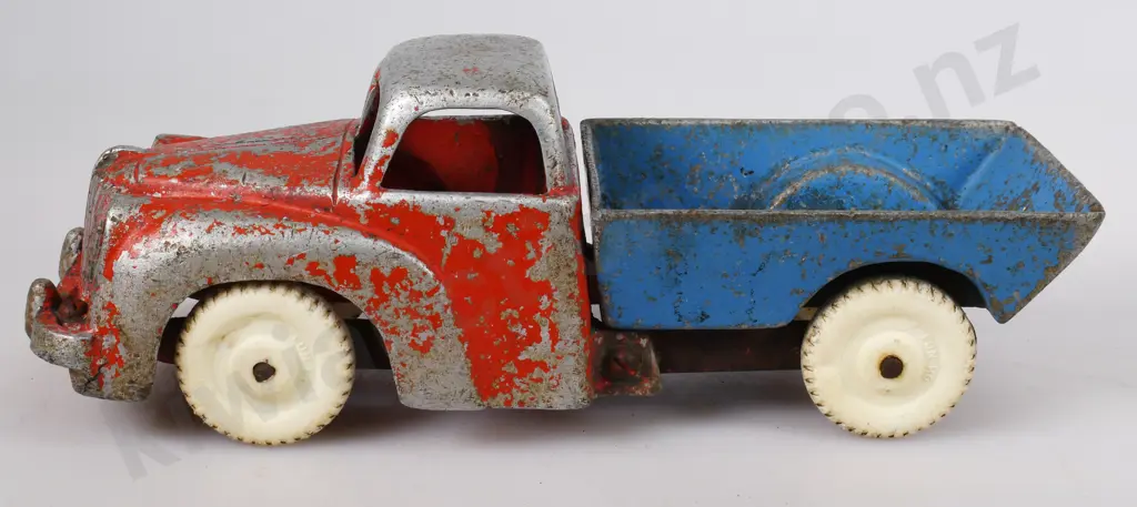 FUN HO TIP TRUCK Image 1++