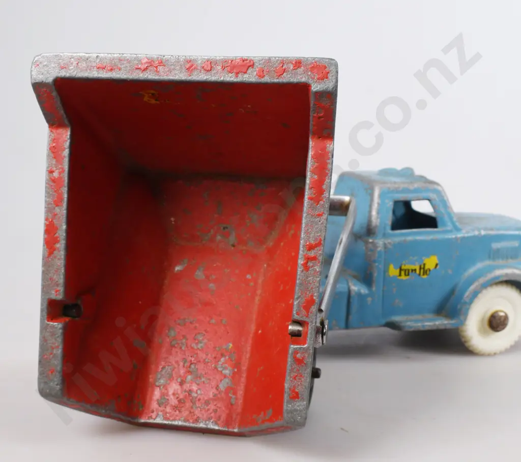 FUN HO LARGE CARRYALL TIP TRUCK Image 1++