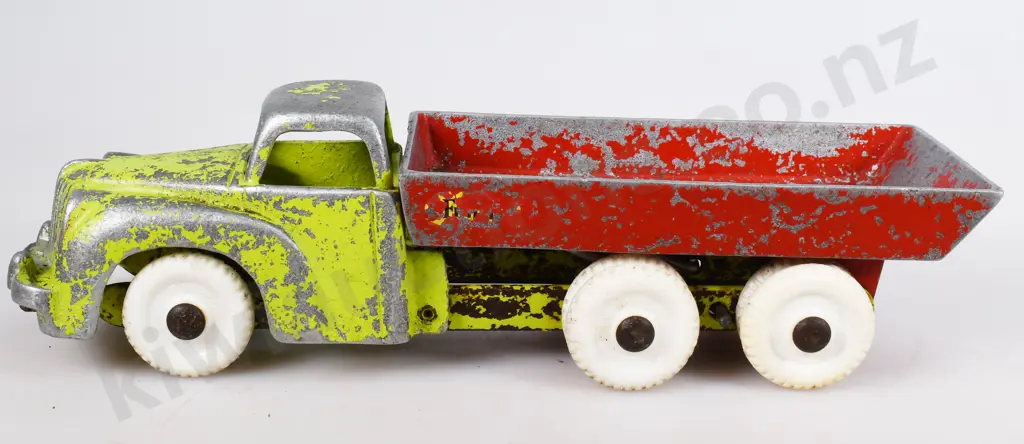 FUN HO TIP TRUCK Image 1++