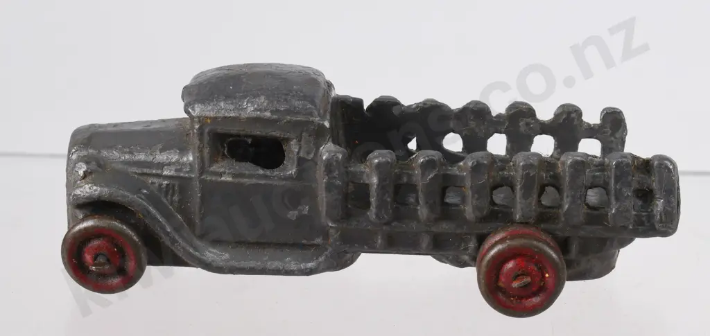 FUN HO LEAD TRUCK Image 1++