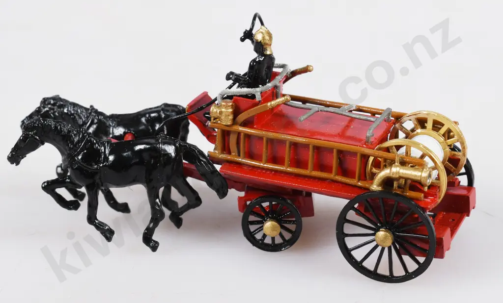 HALLMARK COLLECTIONS 1902 HOSE CARRIAGE Image 1++