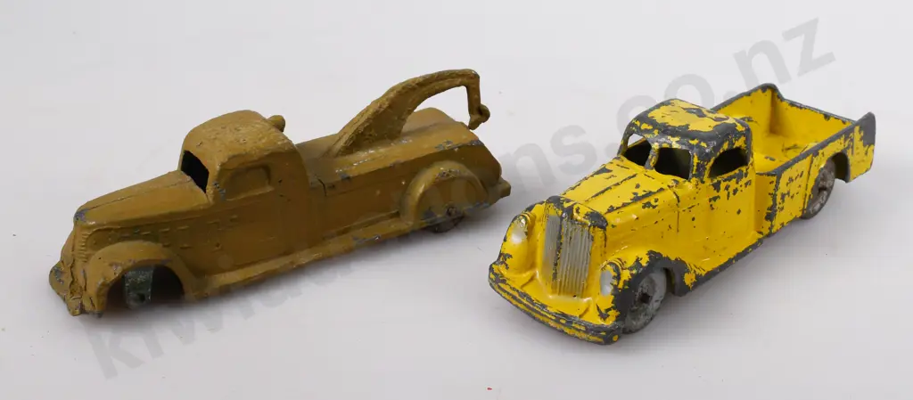 TINK-E TOYS BREAKDOWN & PICK UP TRUCKS Image 1++