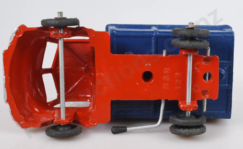 MACKENZIE & BANNISTER TIP TRUCK Image 1++