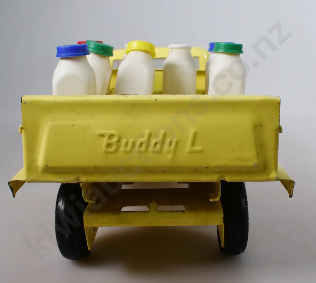 BUDDY L STEEL SPRING SUSPENSION MILK TRUCK Image 1++