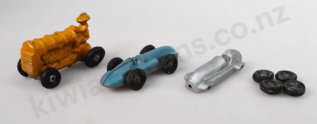 TOMMY DOO SLUSH MOULDED LEAD TOYS Image 1++