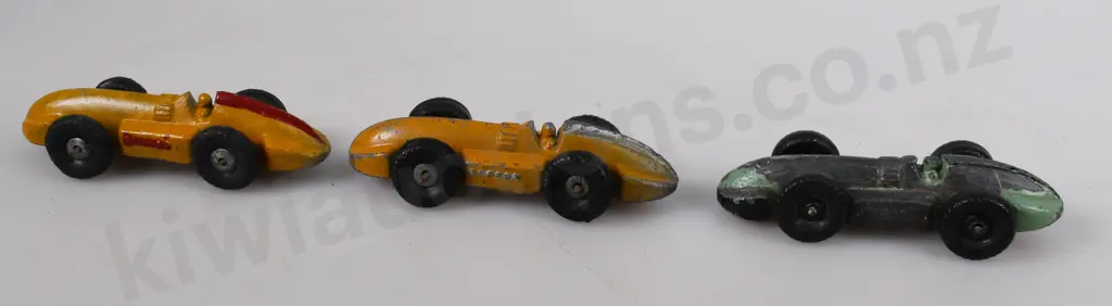 TOMMY DOO SLUSH MOULDED LEAD TOYS Image 1++