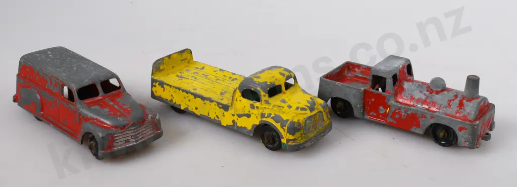BRENTWARE MODEL CHEV PANEL VAN, DRINKS TRUCK, TRAIN Image 1++