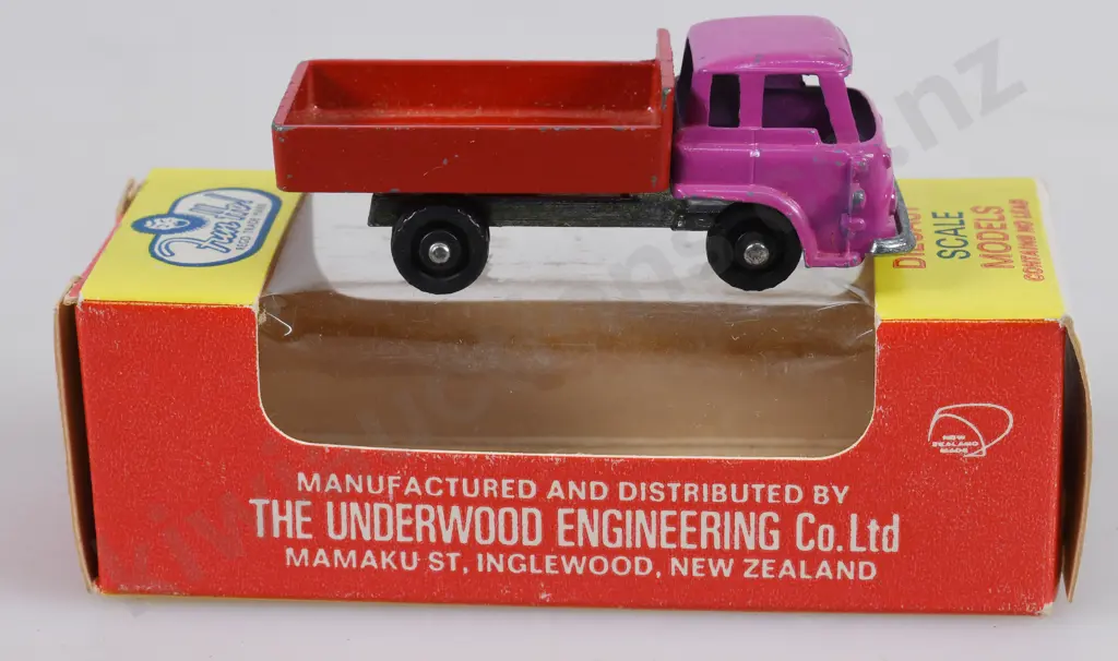 FUN HO MIDGET BEDFORD TRUCK NO 29, BOXED Image 1++