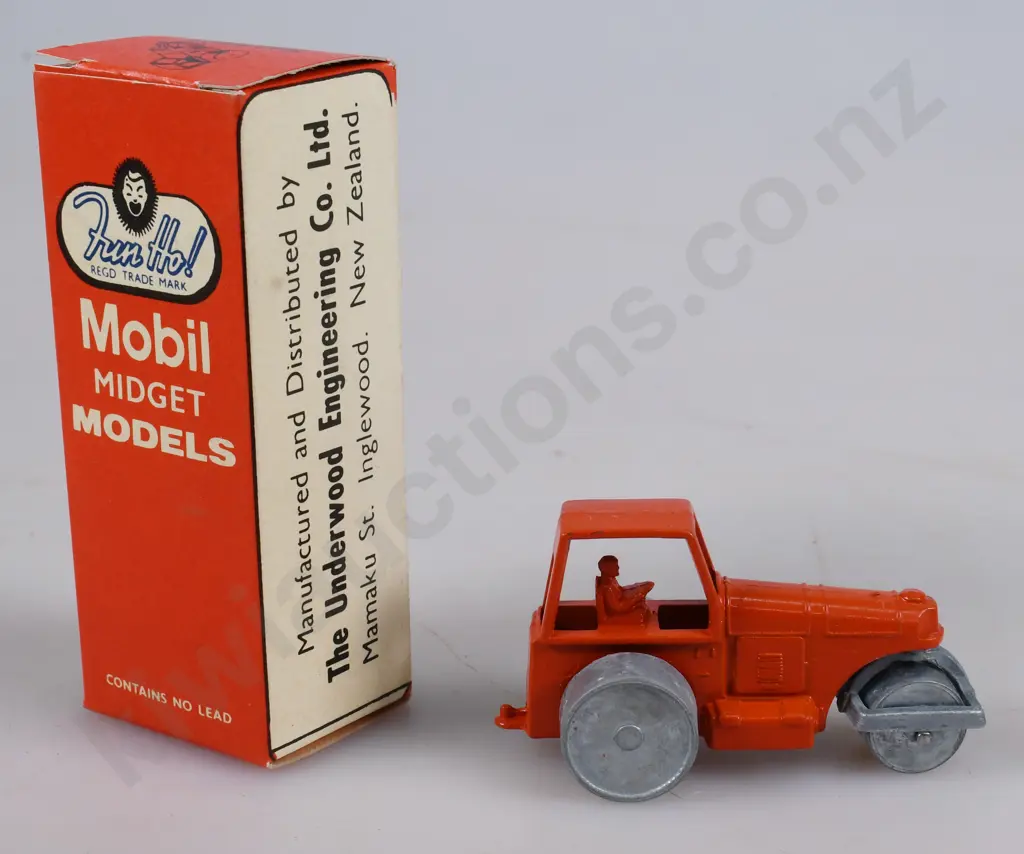 FUN HO MIDGET ROAD ROLLER NO 37, BOXED Image 1++
