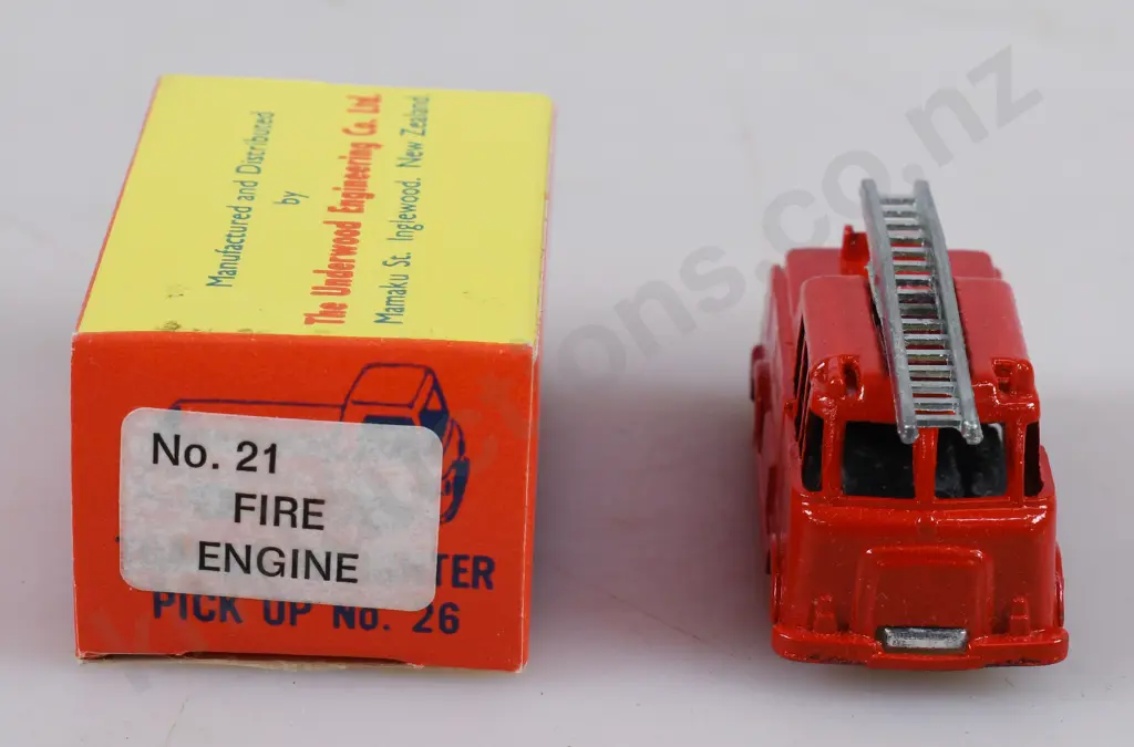 FUN HO MIDGET FIRE ENGINE  NO 21, BOXED Image 1++