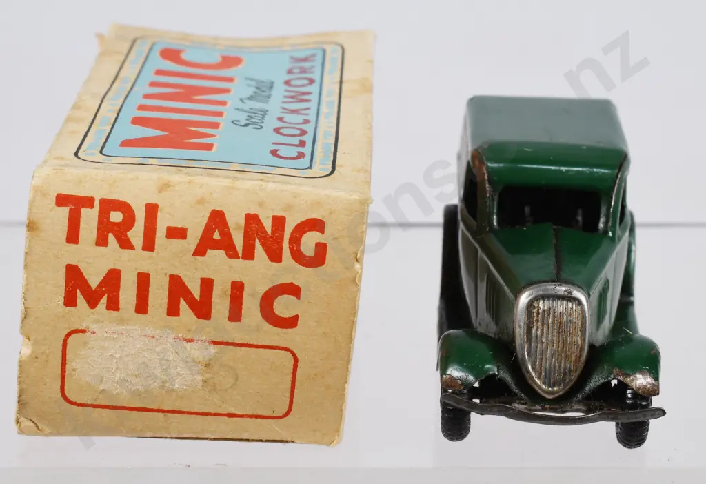 TRIANG MINIC CLOCKWORK FORD LIGHT VAN Image 1++