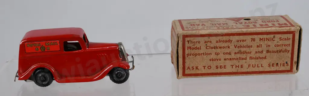 TRIANG MINIC CLOCKWORK FORD ROYAL MAIL VAN Image 1++