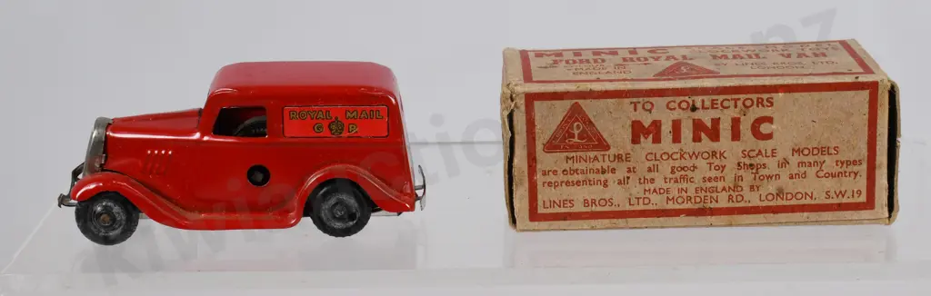 TRIANG MINIC CLOCKWORK FORD ROYAL MAIL VAN Image 1++