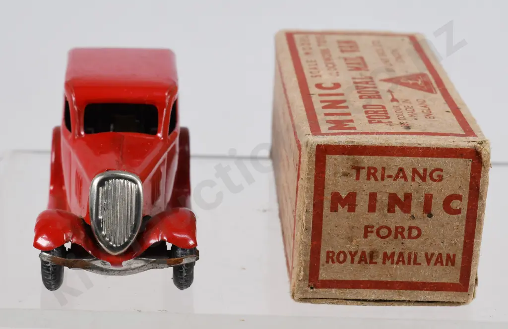TRIANG MINIC CLOCKWORK FORD ROYAL MAIL VAN Image 1++
